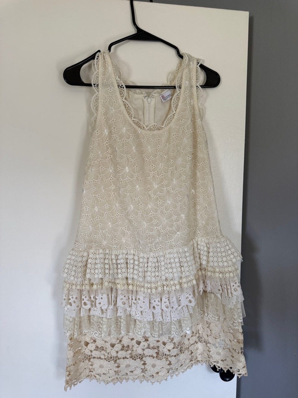 Cream Lace Tiered Sleeveless Dress